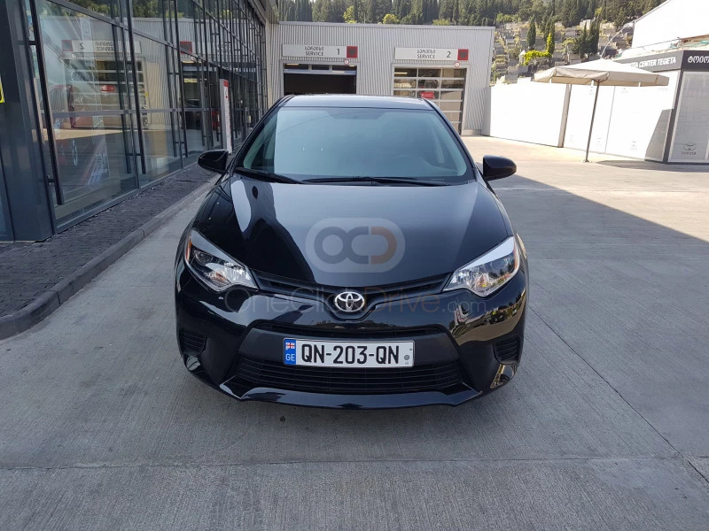 Black Toyota Corolla 2014 for rent in Tbilisi 5