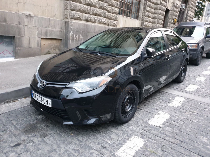 Black Toyota Corolla 2014 for rent in Tbilisi 6
