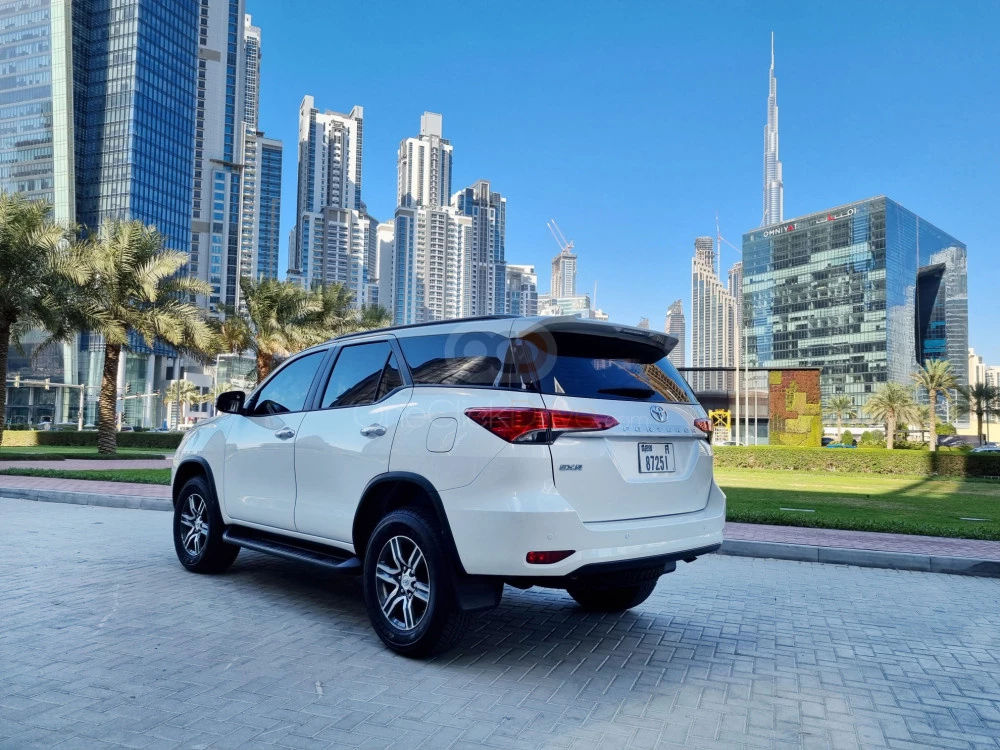 White Toyota Fortuner 2022 for rent in Sharjah 10