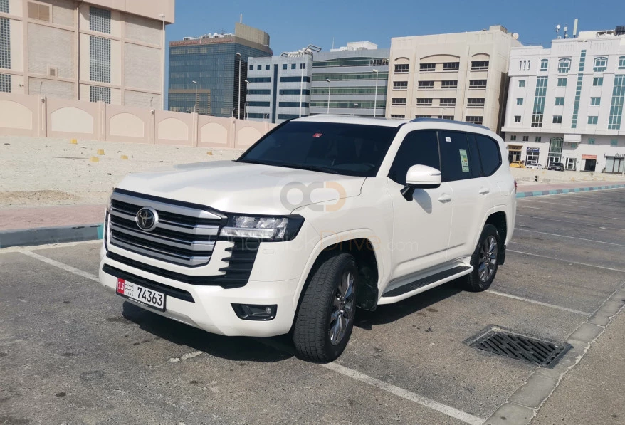 White Toyota Land Cruiser GXR V6 2022 for rent in Abu Dhabi 1