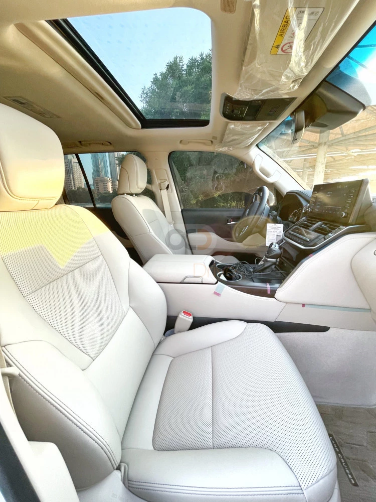 White Toyota Land Cruiser GXR V6 2022 for rent in Dubai 5