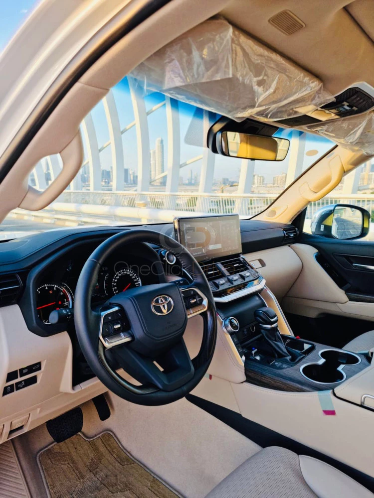 White Toyota Land Cruiser EXR V6 2022 for rent in Dubai 4