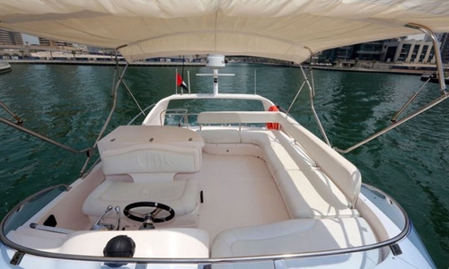 50 Feet Luxury Yacht  Price in Dubai -  Hire Dubai - 50 Feet Luxury Yacht Rentals