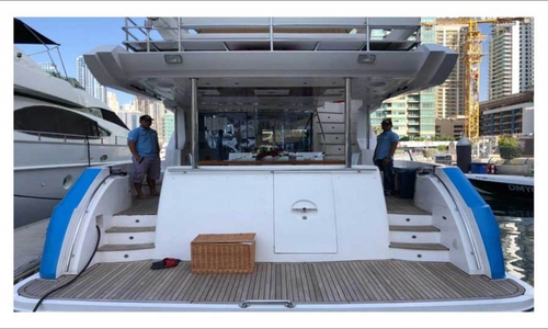 63 Feet Luxury Yacht  Price in Dubai -  Hire Dubai - 63 Feet Luxury Yacht Rentals